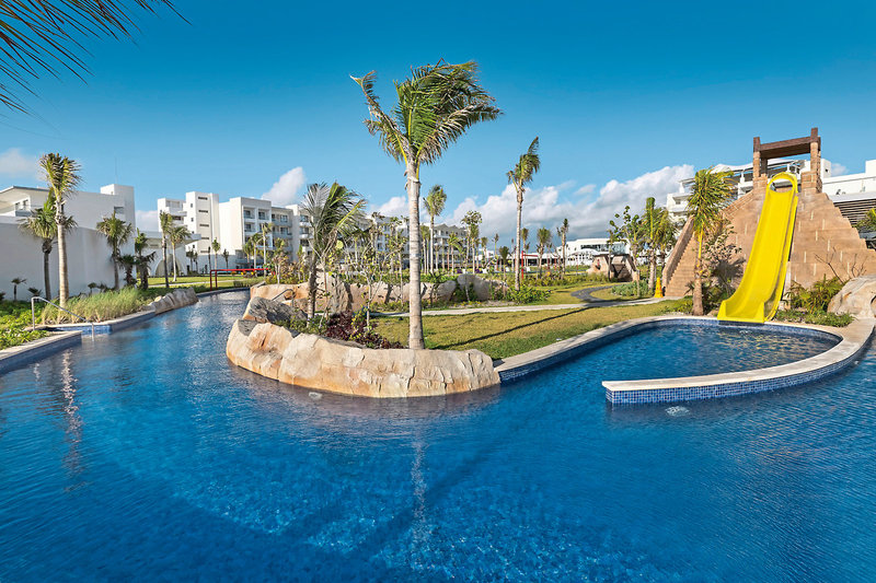 Planet Hollywood Beach Resort Cancun 1