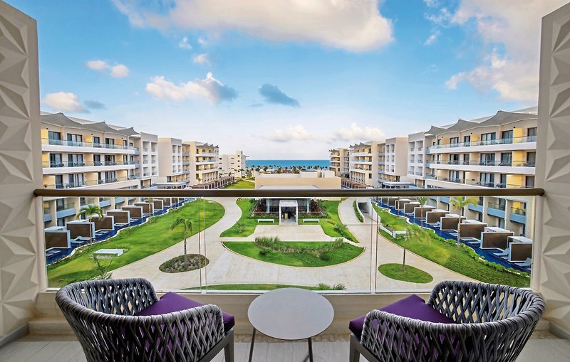 Planet Hollywood Beach Resort Cancun 3