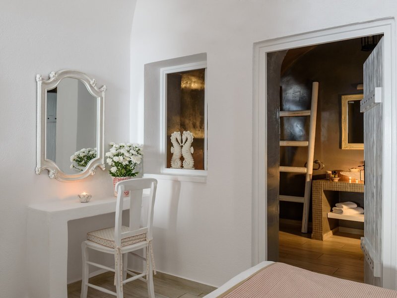 Senses Suites 28 - Room Example