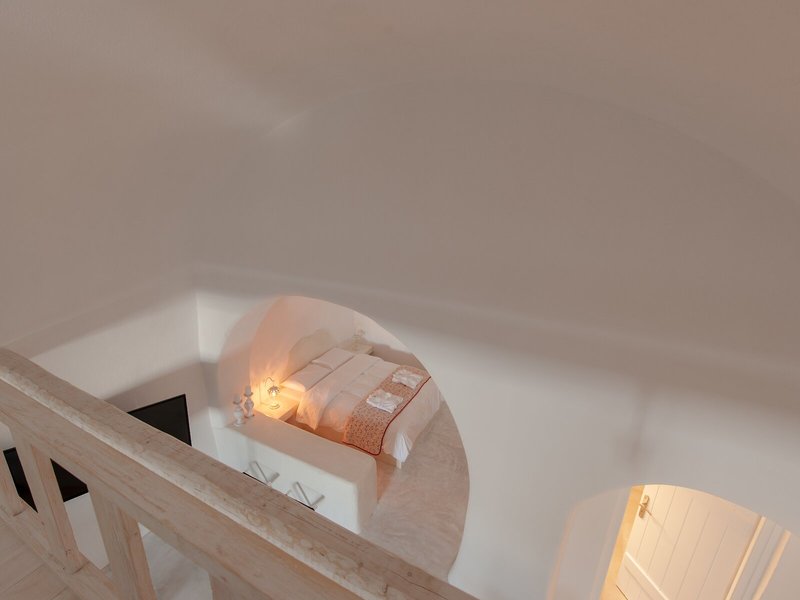 Senses Suites 46 - Health & Beauty