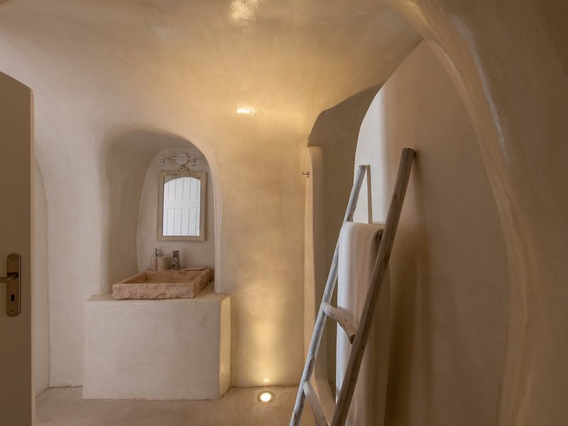 Senses Suites 50 - Health & Beauty