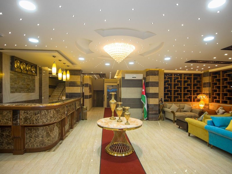 Grape Village Hotel 6