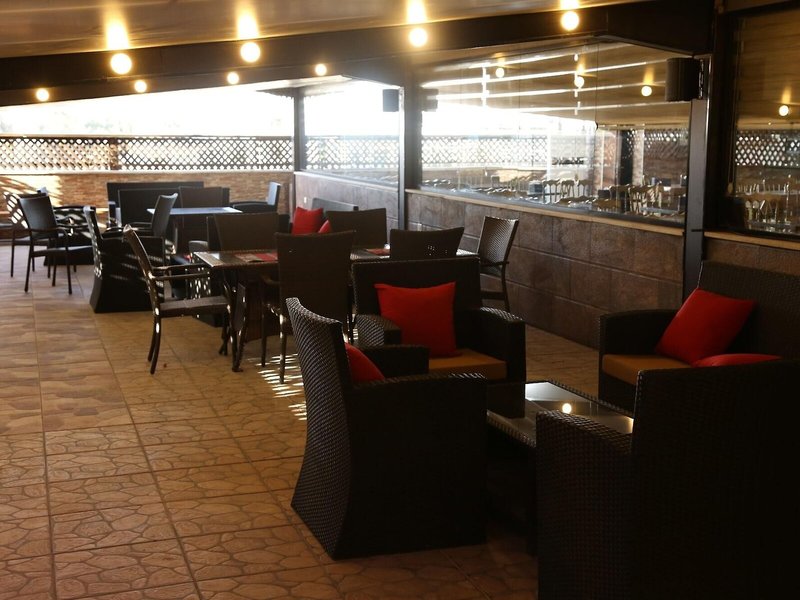 Grape Village Hotel 14