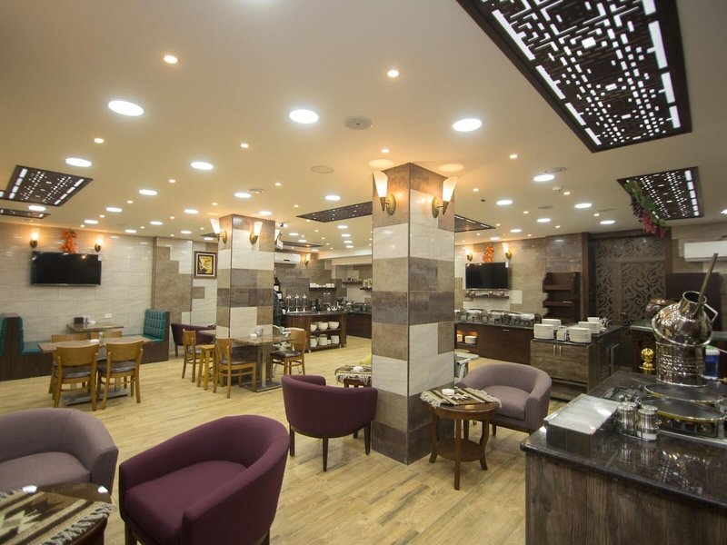 Grape Village Hotel 21
