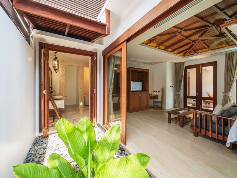 Malisa Villa Suites 40