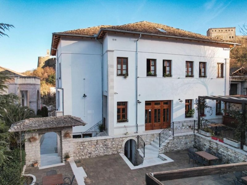 Hotel Bineri 1