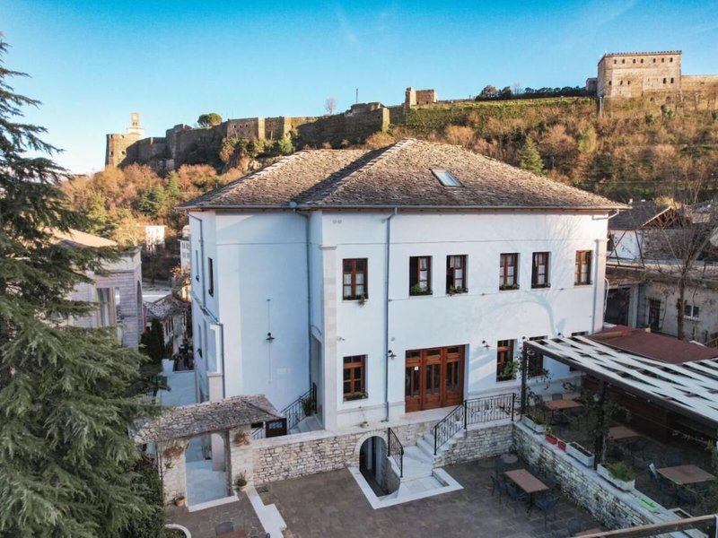 Hotel Bineri 2