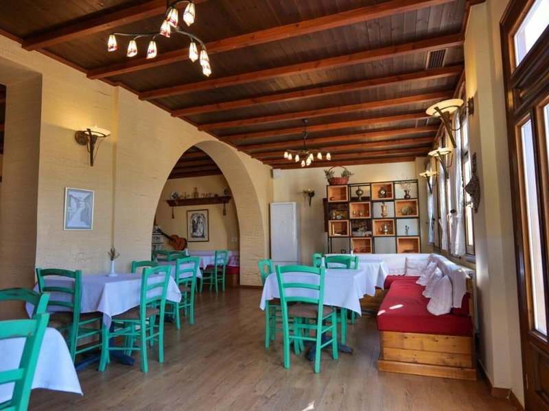 Hotel Bineri 3