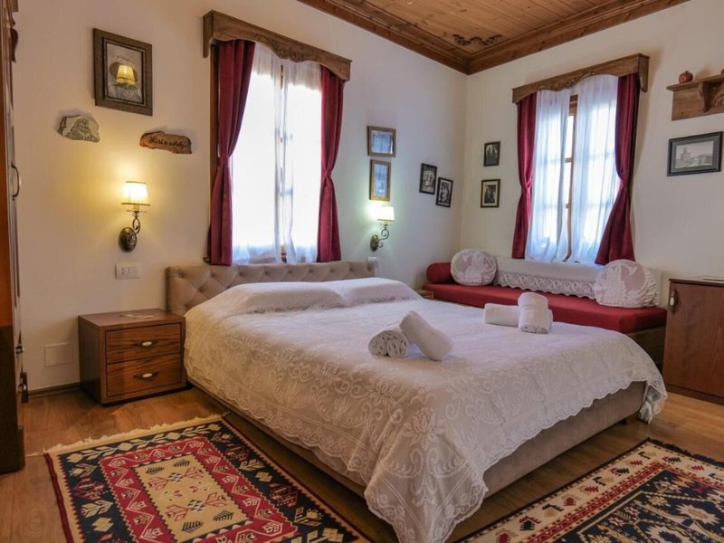 Hotel Bineri 6