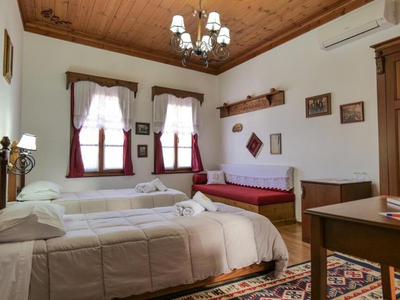 Hotel Bineri 7