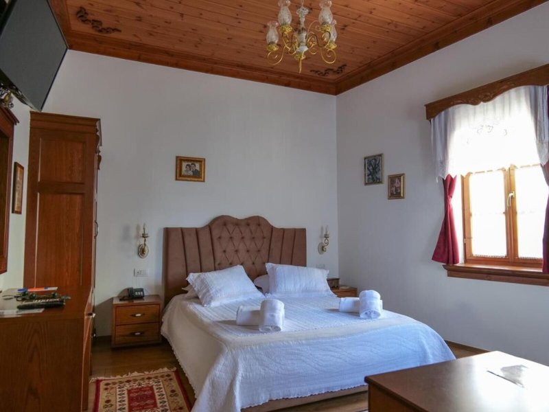 Hotel Bineri 11