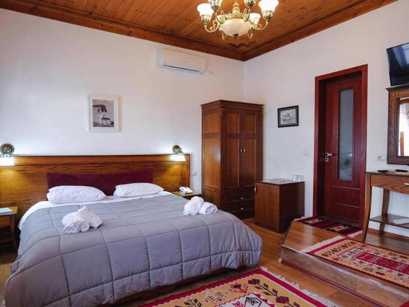 Hotel Bineri 14