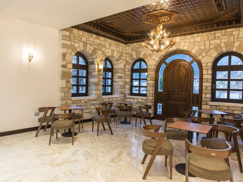 Hotel Onufri 13