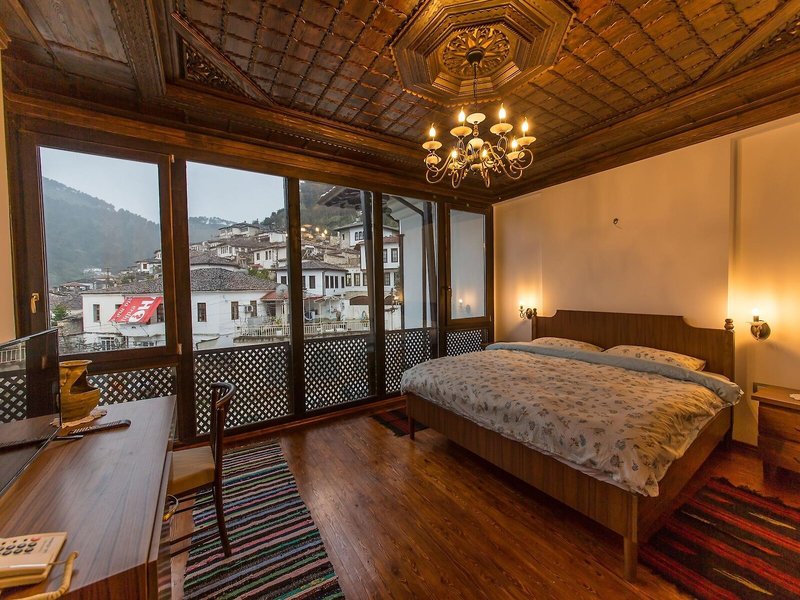 Hotel Onufri 20