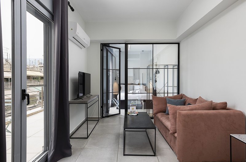 Omnia Pagrati Apartments 6