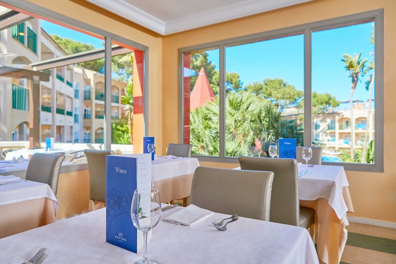 ZAFIRO Cala Mesquida 14