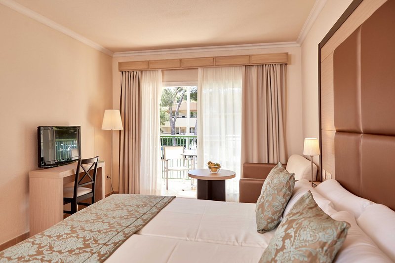 ZAFIRO Cala Mesquida 19