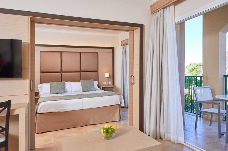 ZAFIRO Cala Mesquida 22