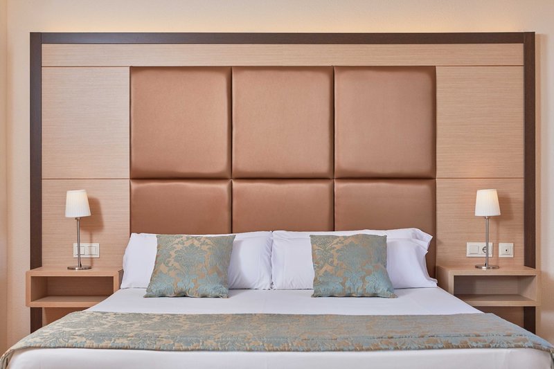 ZAFIRO Cala Mesquida 36