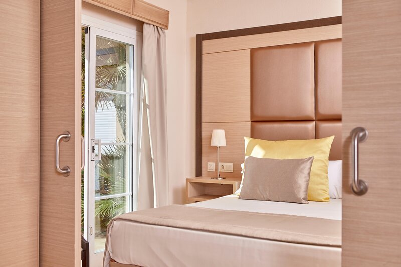 ZAFIRO Cala Mesquida 63