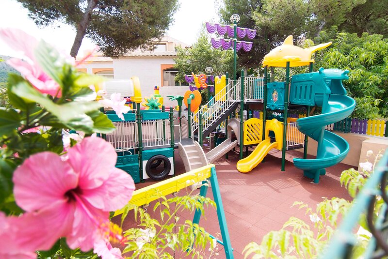 ZAFIRO Cala Mesquida 99