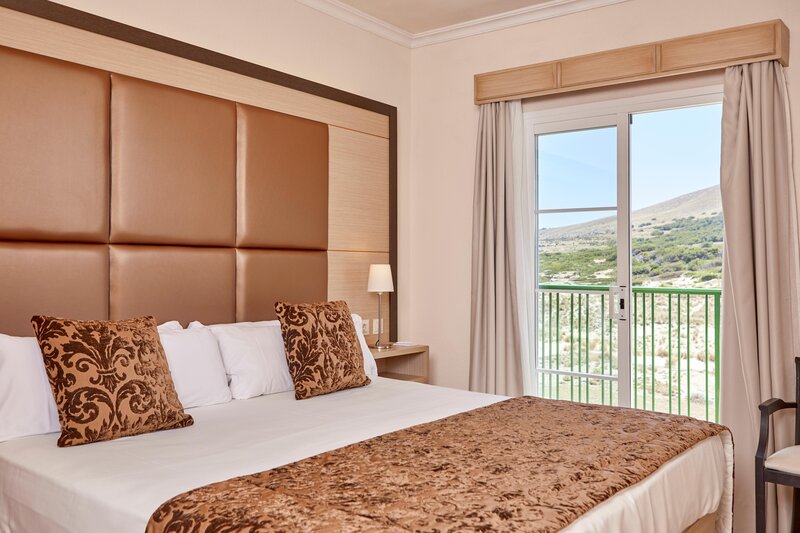 ZAFIRO Cala Mesquida 44