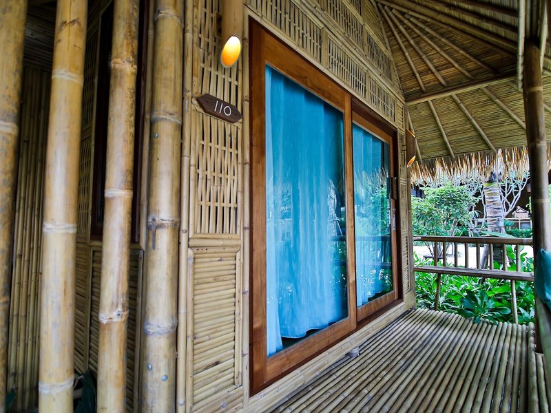 Phi Phi CoCo Beach Resort 2