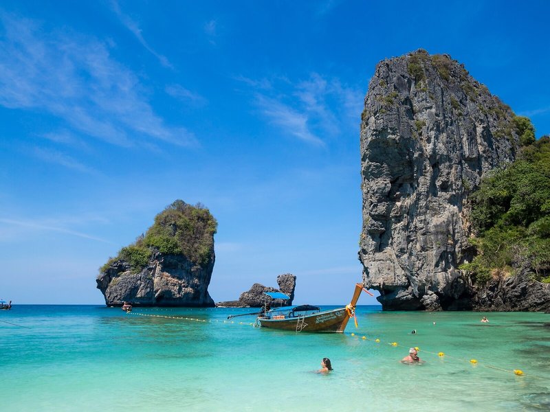 Phi Phi CoCo Beach Resort 7