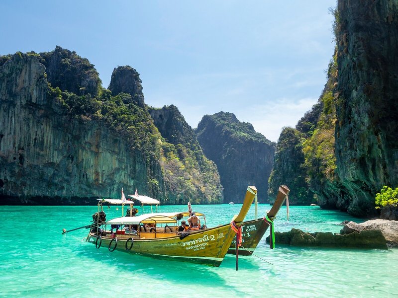 Phi Phi CoCo Beach Resort 8