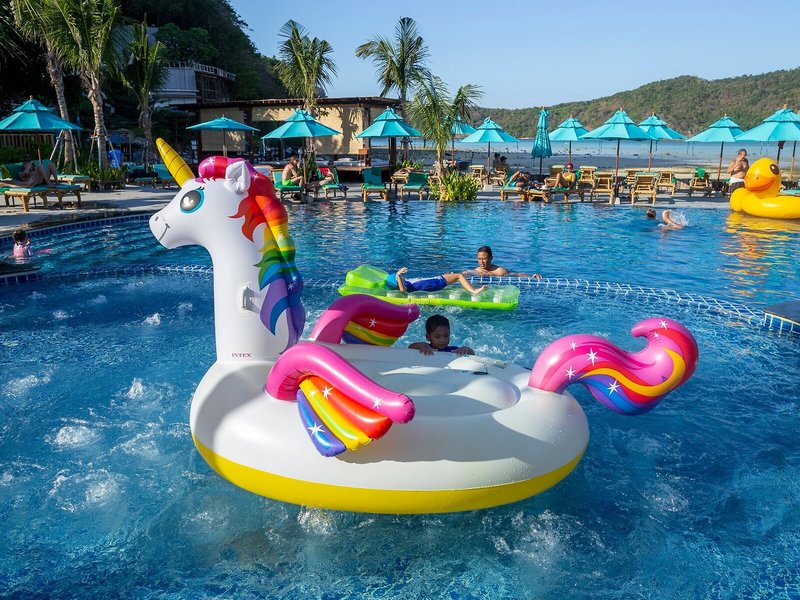 Phi Phi CoCo Beach Resort 17