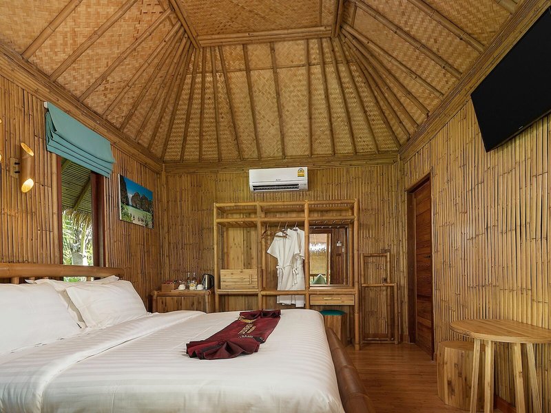 Phi Phi CoCo Beach Resort 34