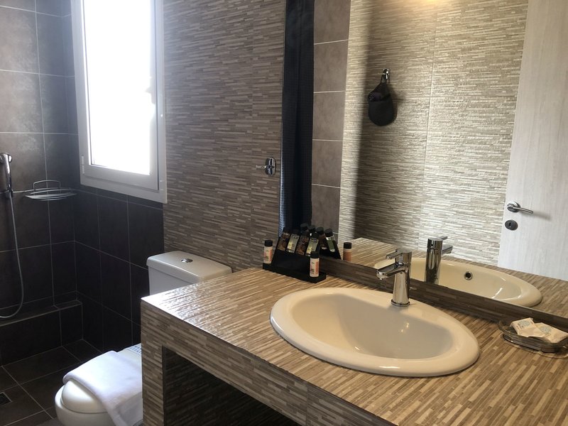 Connect Suites 6
