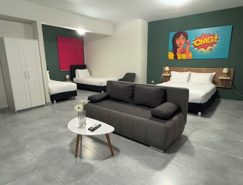 Connect Suites 15