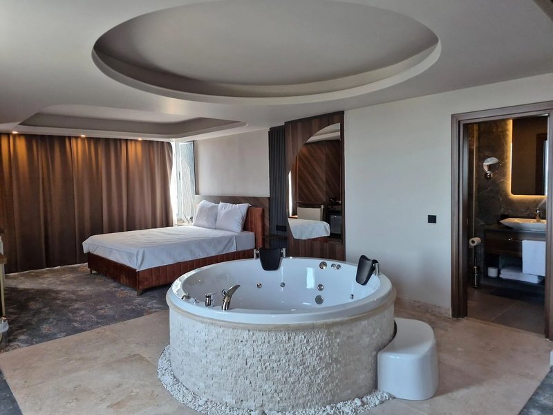 Destiny Marine Hotel 31