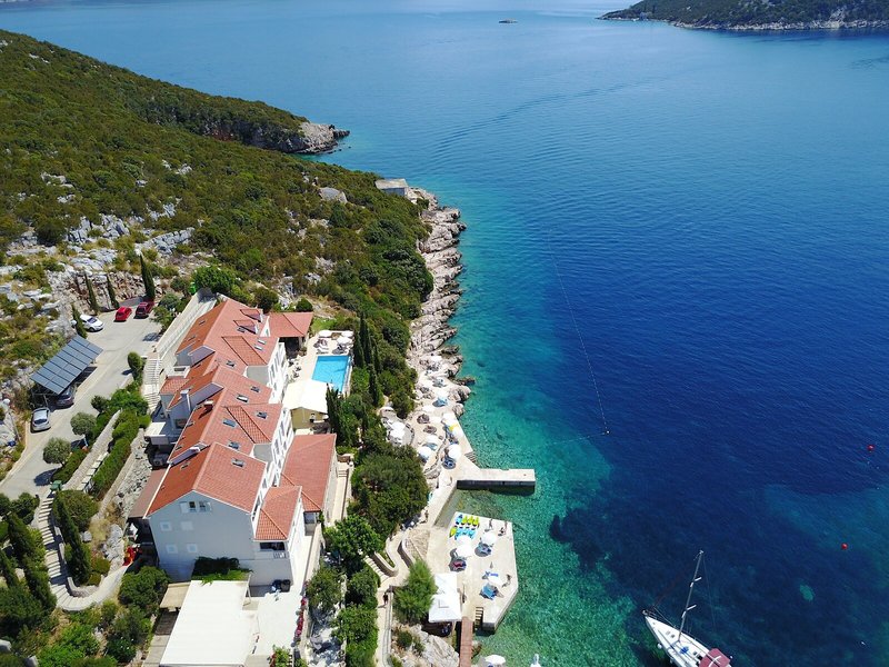 Bozica 11