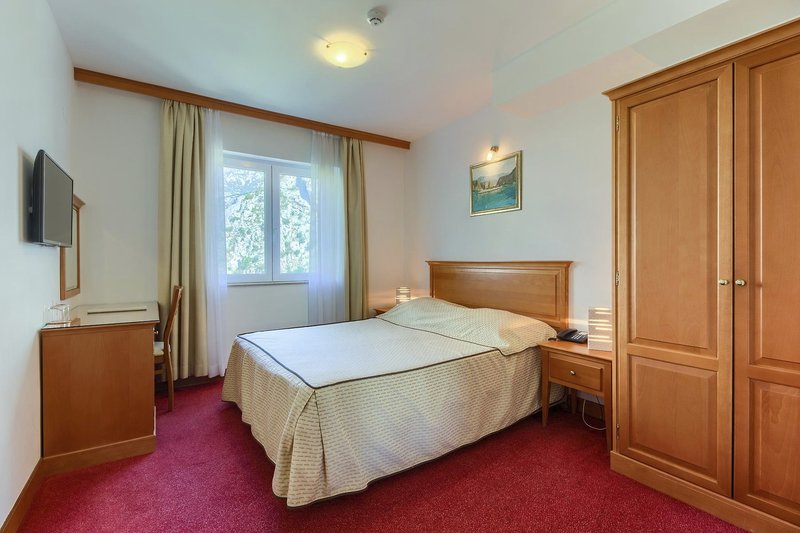 Villa Dvor 13