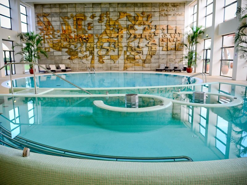 Crowne Plaza 15