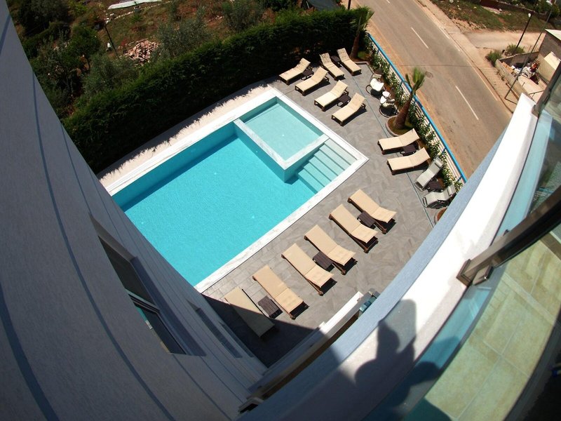 Heksamil Hotel 13