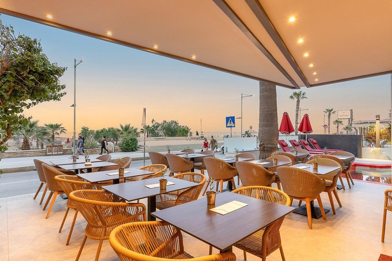 Kriti Beach Hotel 10