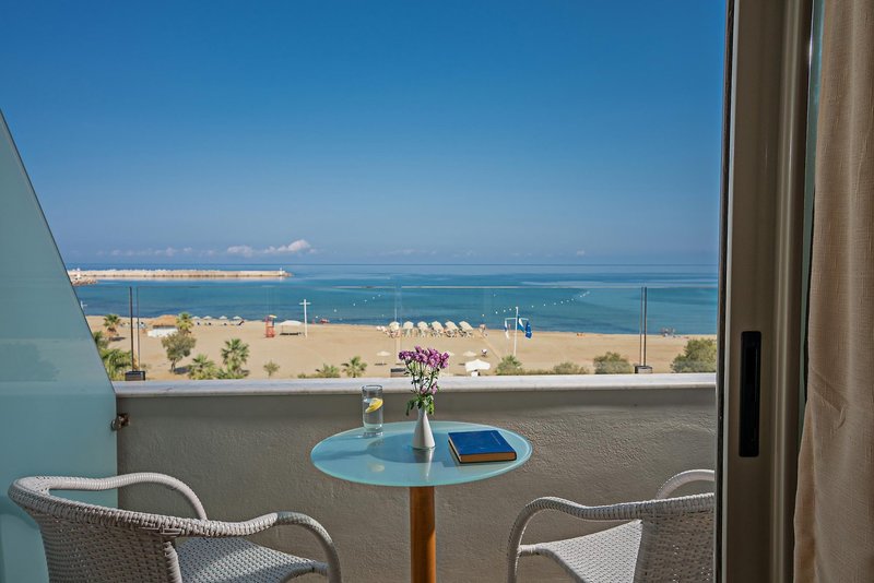 Kriti Beach Hotel 14