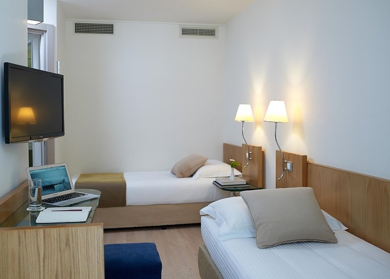 Kriti Beach Hotel 16