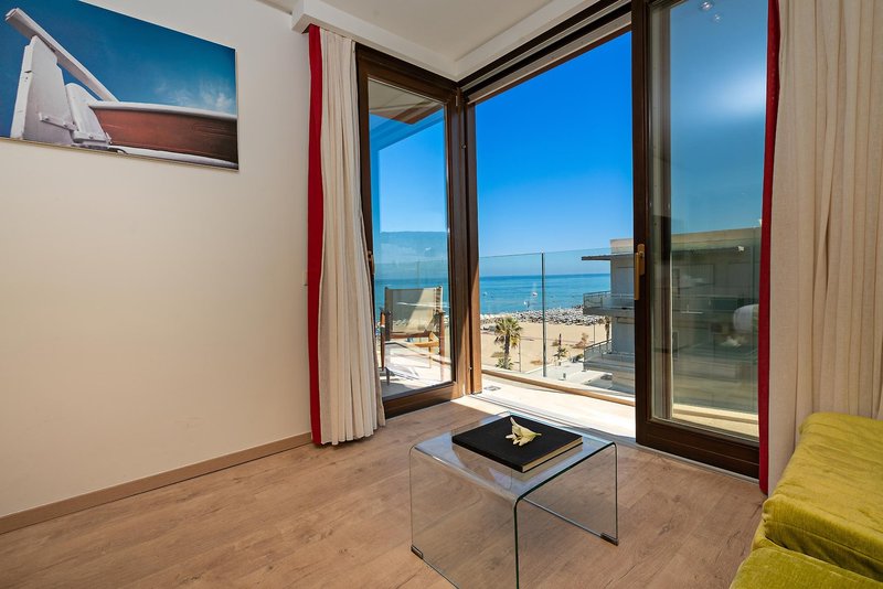 Kriti Beach Hotel 27