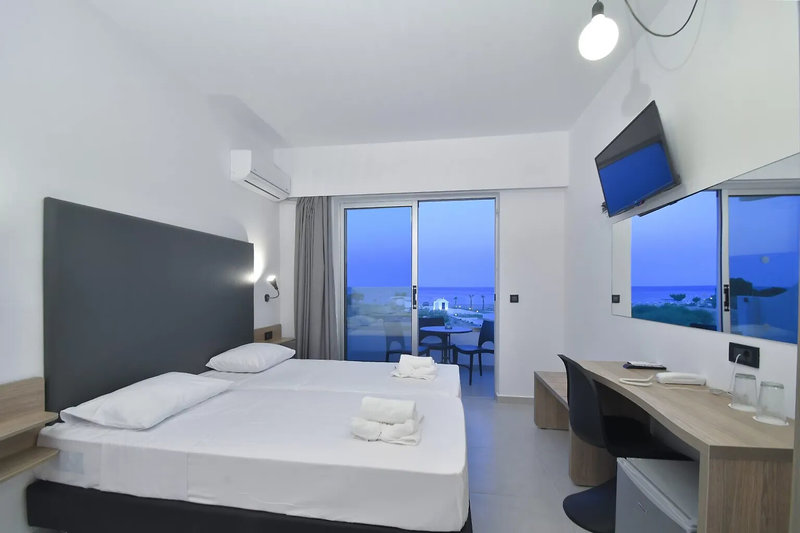 Evita Bay Hotel 5