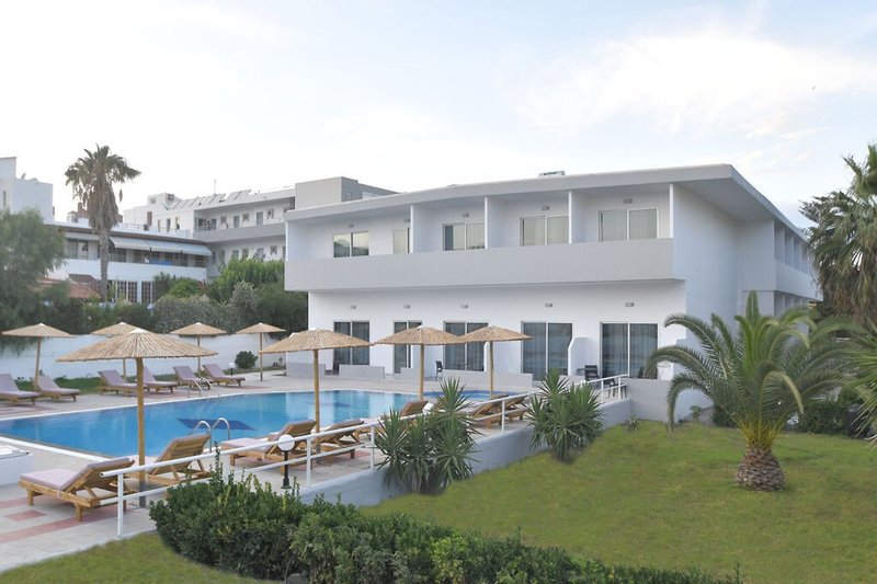 Evita Bay Hotel 1