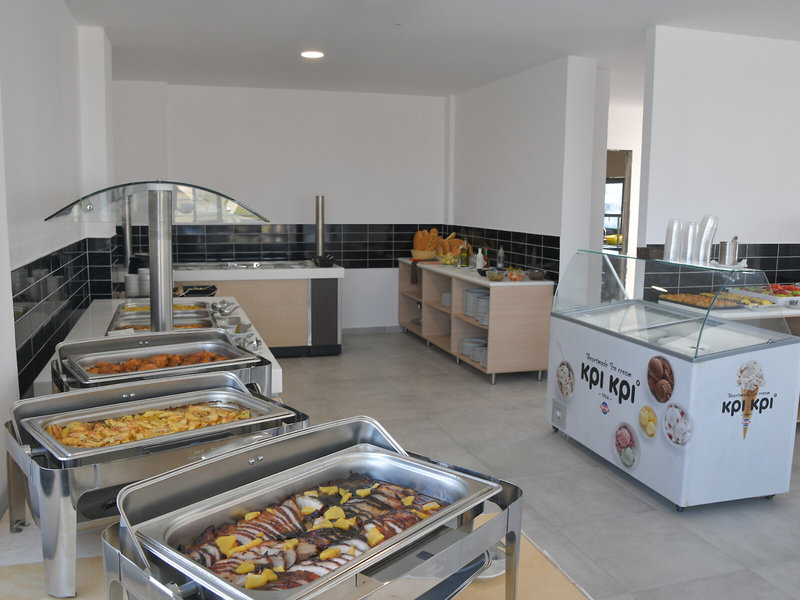 Evita Bay Hotel 11