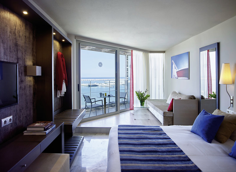 Kyma Suites Beach Hotel 15