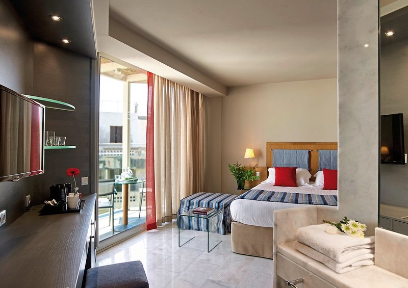 Kyma Suites Beach Hotel 20