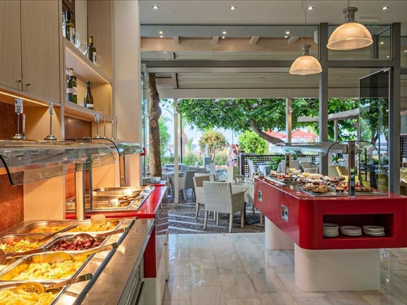 Kyma Suites Beach Hotel 49 - Restaurant