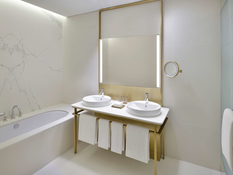 Vida Harbour Point 18