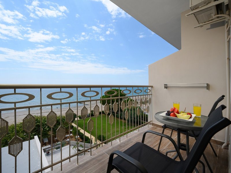 Ninos Grand Beach Resort 5